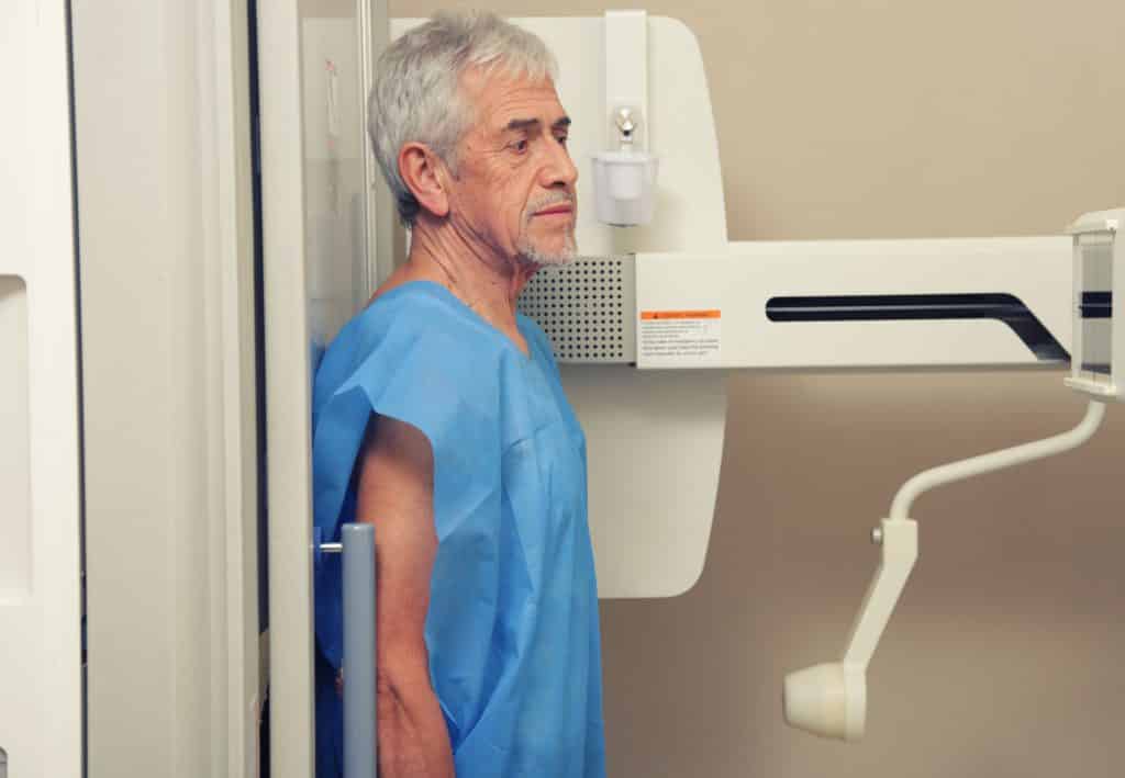  cancer patient getting treatment 